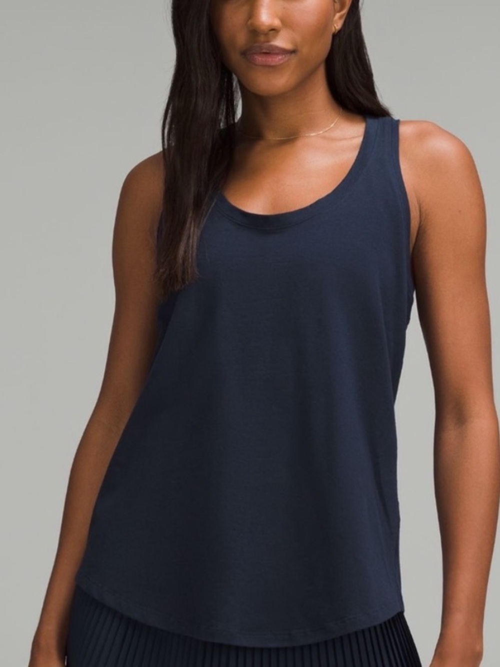 2 Lululemon athletica Bundle of 2 Love Tanks Dark Navy and Green size 8/10